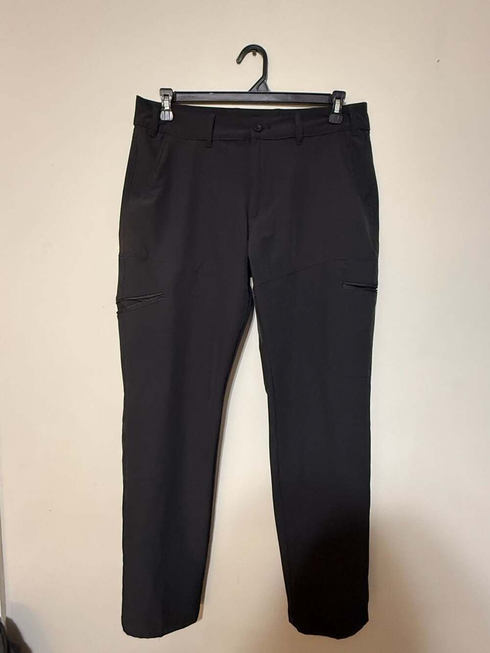 Magellan Outdoors Pants Size 33W Black Moisture Wicking Classic Fit